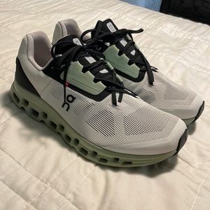 On Running Cloudstratus